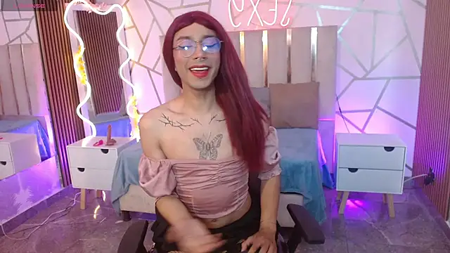 CYRUS TAY online show from 11-26-25, 05:24