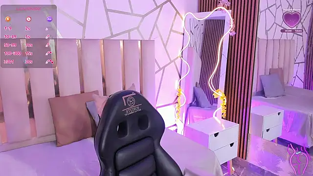 CYRUS TAY online show from 04-16-26, 12:17