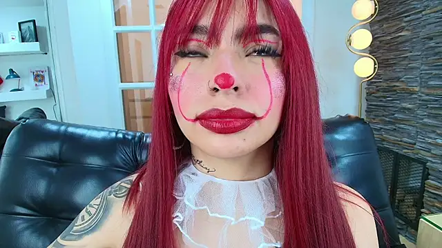 miss   abigail online show from 10-16-25, 07:11