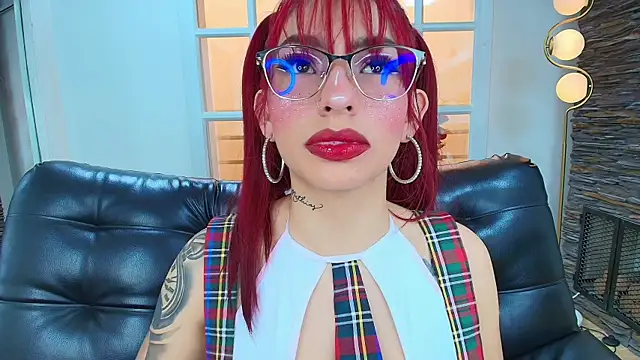 miss   abigail online show from 10-17-25, 05:59