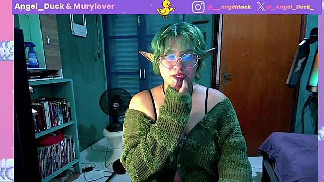 Snapshot of Angel_Duck chatting on 05-22-26, 07:56 Angel Duck online show from 05-22-26, 07:56