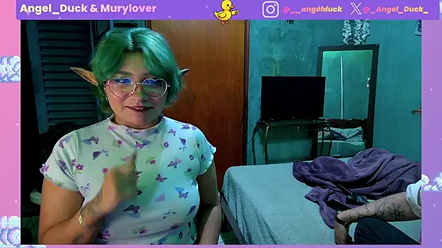 Snapshot of Angel_Duck chatting on 05-25-26, 10:19 Angel Duck online show from 05-25-26, 10:19