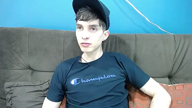 Jheampiiero online show from 11-22-25, 01:43