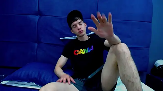 Jheampiiero online show from 10-15-25, 02:03