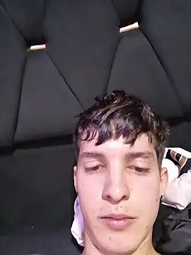 Jheampiiero online show from 02-04-26, 08:37