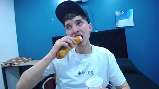 Jheampiiero online show from 11-08-25, 01:58