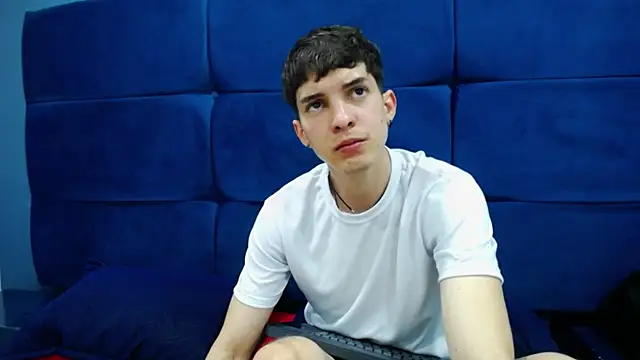 Jheampiiero online show from 10-12-25, 01:45