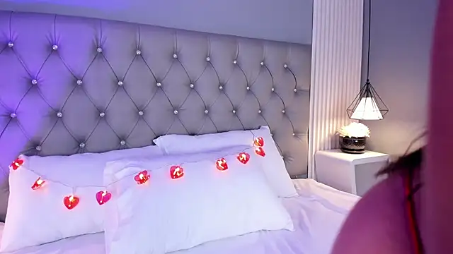 CarolineLee  online show from 02-13-26, 11:05