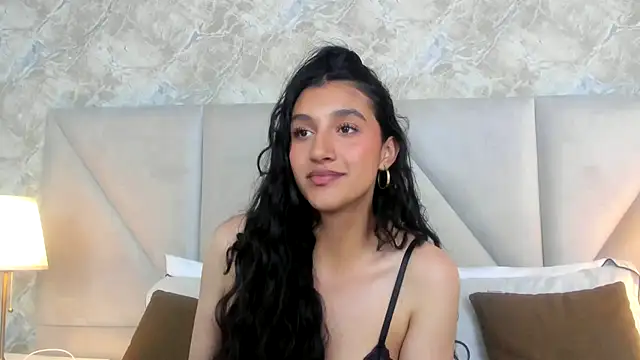 ValentiinaCruz online show from 10-23-25, 10:41