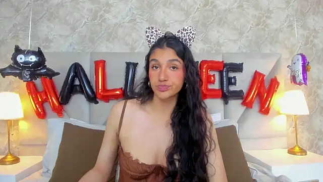 ValentiinaCruz online show from 11-01-25, 08:03