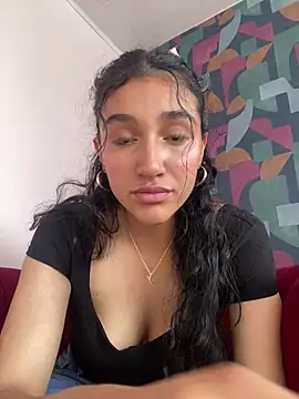 ValentiinaCruz online show from 11-29-25, 06:19