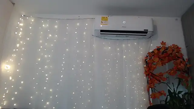 cristal aixa12 online show from 09-28-25, 07:21
