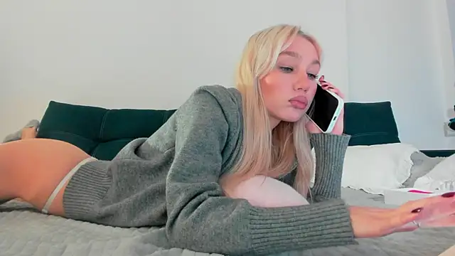 Snapshot of cuteleraay chatting on 09-20-25, 08:25 cuteleraay online show from 09-20-25, 08:25