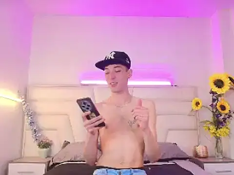 Ashton Myers online show from 11-03-25, 08:12