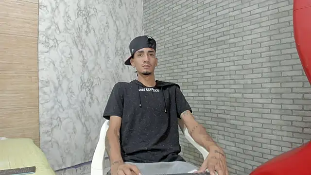 Sexvergon 26 online show from 11-17-25, 07:51