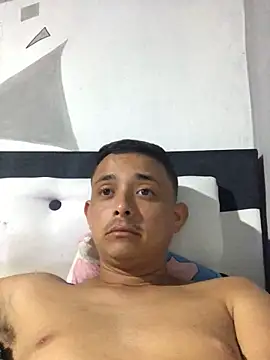 veronica and bryan online show from 09-11-25, 04:23