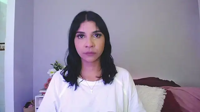 Laura-angeel online show from 11-18-25, 10:34