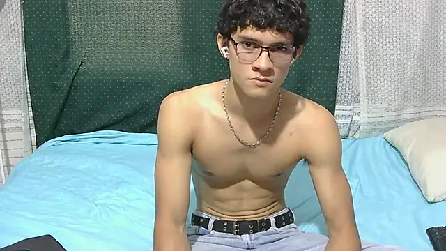 Snapshot of Samuel_Hills_II chatting on 02-18-26, 07:54 Samuel Hills II online show from 02-18-26, 07:54