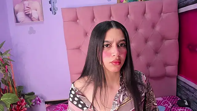 Megan Luxe online show from 11-27-25, 04:24