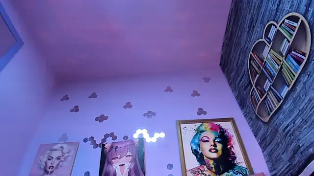 Megan Luxe online show from 12-20-25, 08:33