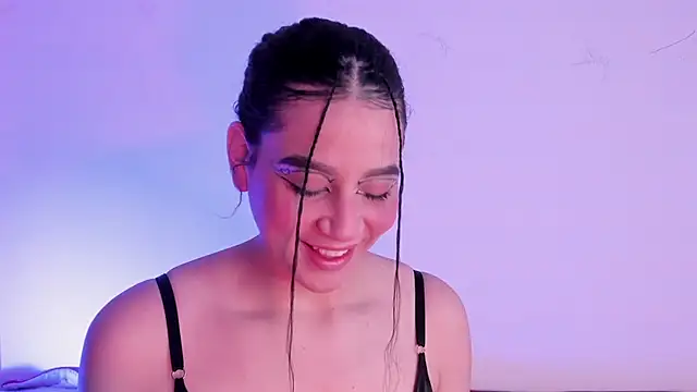 Snapshot of Megan_Luxe chatting on 02-22-26, 04:59 Megan Luxe online show from 02-22-26, 04:59