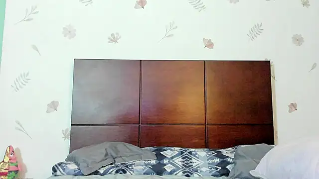 marie pourtoii online show from 09-25-25, 12:27