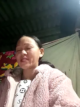 MaiHoa69 online show from 11-23-25, 01:21