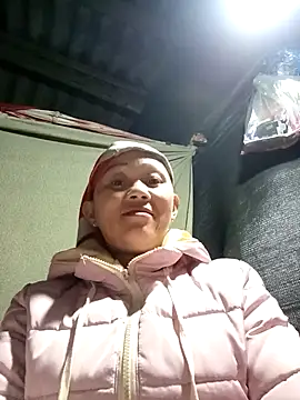 MaiHoa69 online show from 12-04-25, 02:38