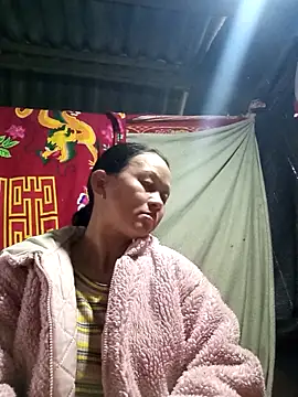 MaiHoa69 online show from 11-13-25, 02:15