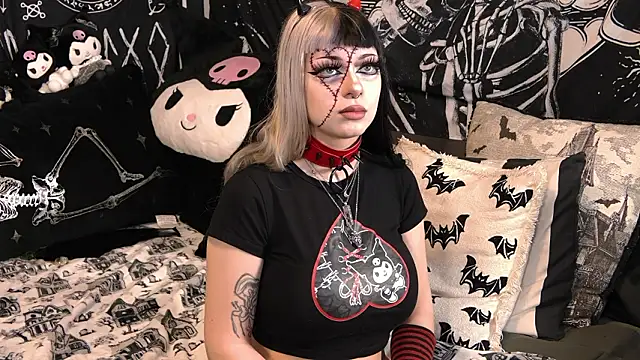 Paige Turner online show from 02-14-26, 11:27