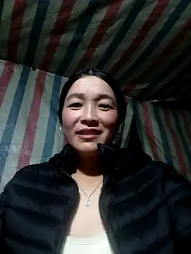 Bliss rose online show from 11-13-25, 09:46