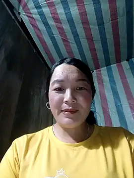 Snapshot of Bliss_rose chatting on 09-16-25, 12:17 Bliss rose online show from 09-16-25, 12:17