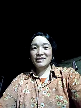 Bliss rose online show from 02-18-26, 12:34