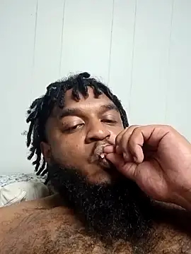 Snapshot of Longthickdick33 chatting on 10-18-25, 08:22 Longthickdick33 online show from 10-18-25, 08:22