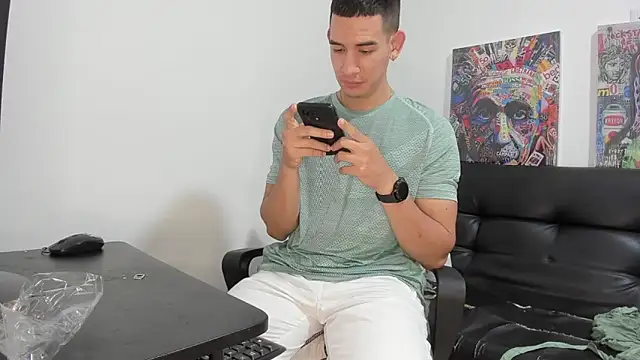 Mike3Xxx online show from 10-02-25, 01:31