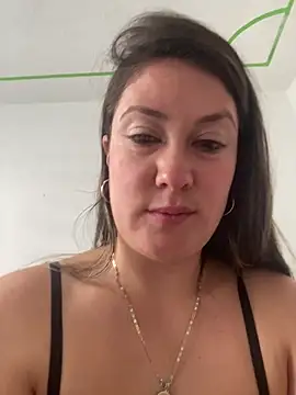 Snapshot of Abby-LS chatting on 06-03-26, 02:33 Abby-LS online show from 06-03-26, 02:33