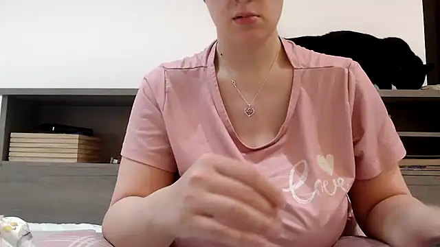 Snapshot of xxxmegamixxx chatting on 06-06-26, 06:57 xxxmegamixxx online show from 06-06-26, 06:57