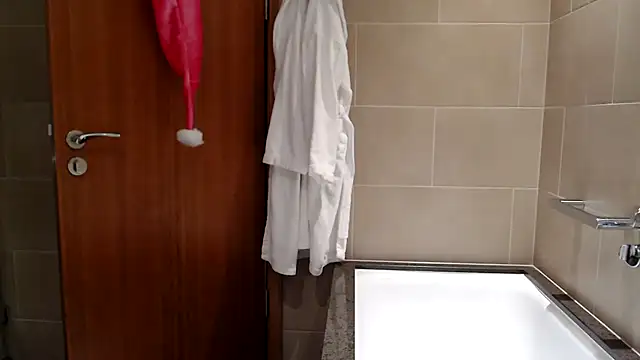 xxxmegamixxx online show from 12-20-25, 04:10