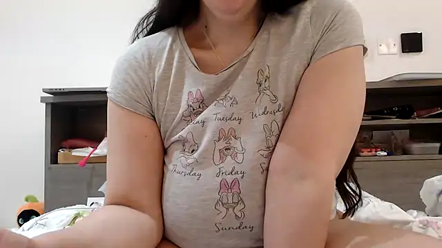 Snapshot of xxxmegamixxx chatting on 02-08-26, 06:27 xxxmegamixxx online show from 02-08-26, 06:27