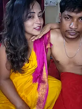 Snapshot of Hotbhabi305 chatting on 09-12-25, 06:29 Hotbhabi305 online show from 09-12-25, 06:29