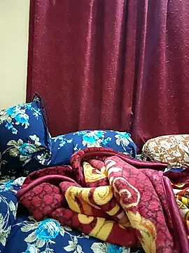 Snapshot of Hotbhabi305 chatting on 02-01-26, 06:39 Hotbhabi305 online show from 02-01-26, 06:39