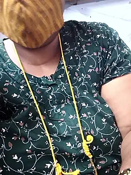 TAMIL ELAKKIYA online show from 02-25-26, 01:33