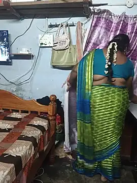TAMIL ELAKKIYA online show from 07-19-26, 03:53