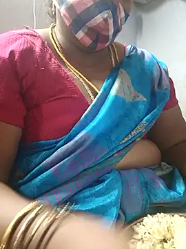 Snapshot of TAMIL_ELAKKIYA chatting on 04-29-26, 05:41 TAMIL ELAKKIYA online show from 04-29-26, 05:41