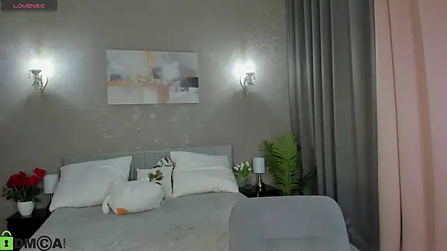Snapshot of Daria_J chatting on 04-20-26, 12:19 Daria J online show from 04-20-26, 12:19