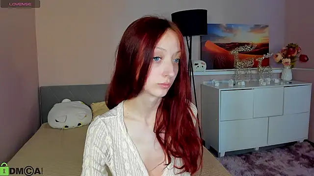 Snapshot of Daria_J chatting on 07-22-26, 04:03 Daria J online show from 07-22-26, 04:03