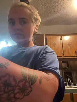 JuicyExxxperience online show from 02-02-26, 02:38