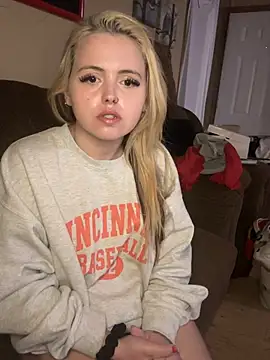 JuicyExxxperience online show from 02-21-26, 01:46