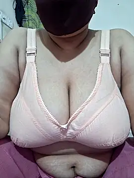 Hot-Rimi01 online show from 04-19-26, 06:10