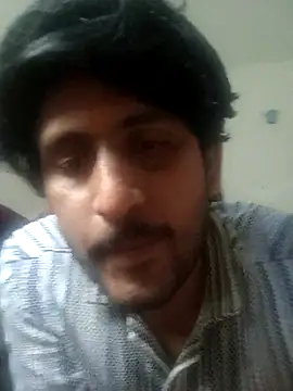 Snapshot of Satyachowdary199623 chatting on 11-02-25, 09:03 Satyachowdary199623 online show from 11-02-25, 09:03